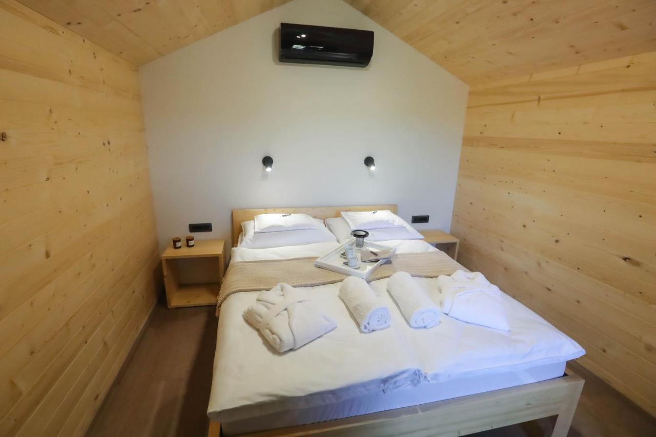 Готель Healthy House Glamping Копер Екстер'єр фото